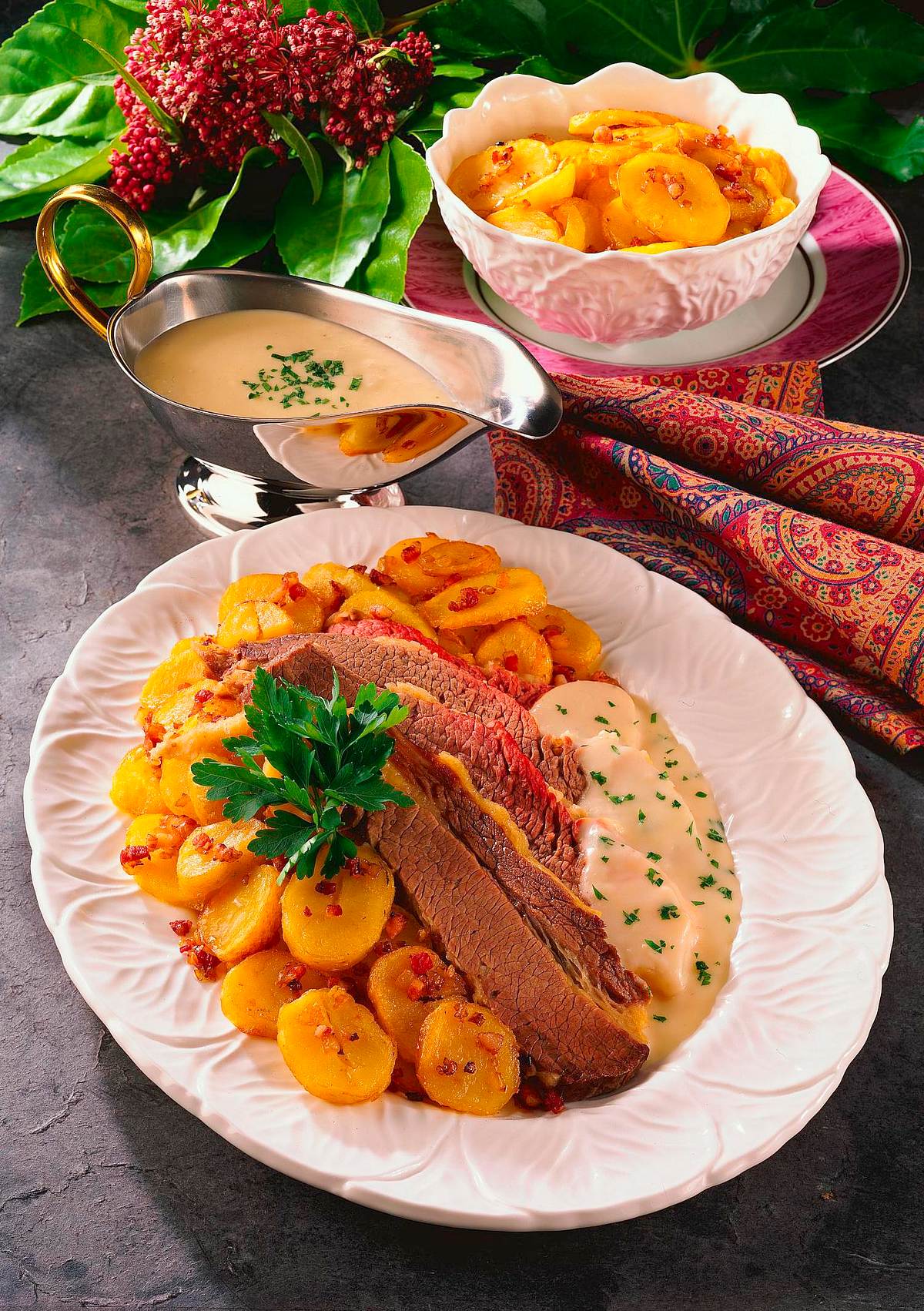 Ochsenbrust mit Meerrettichsoße und Bratkartoffeln Rezept