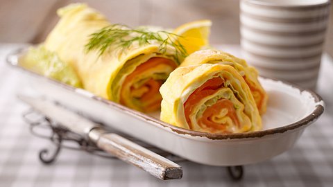 Ofen-Crêpe mit Räucherlachs Rezept - Foto: House of Food / Bauer Food Experts KG