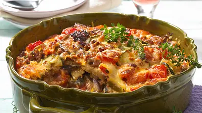 Ofen-Ratatouille mit Hack Rezept - Foto: LECKER @ Bauer Media Group