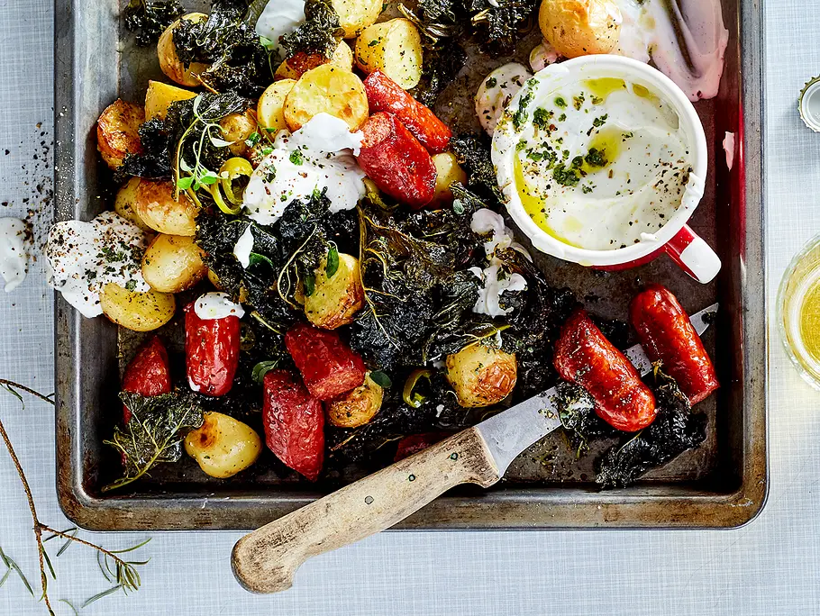 Ofenkartoffeln mit Grünkohl und Kohlwurst Rezept