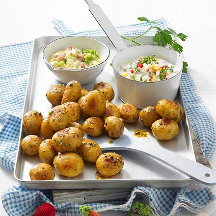 Ofenkartoffeln mit zwei Soßen Rezept Ofenkartoffeln mit zwei Soßen Rezept