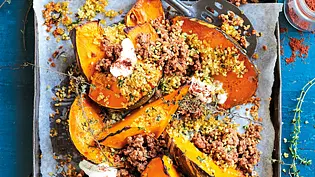 Ofenkürbis mit Hack Rezept - Foto: LECKER @ Bauer Media Group