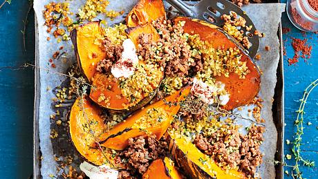 Ofenkürbis mit Hack Rezept - Foto: House of Food / Bauer Food Experts KG