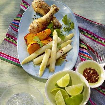Ofenspargel mit Hähnchenkeulen Rezept Ofenspargel mit Hähnchenkeulen Rezept