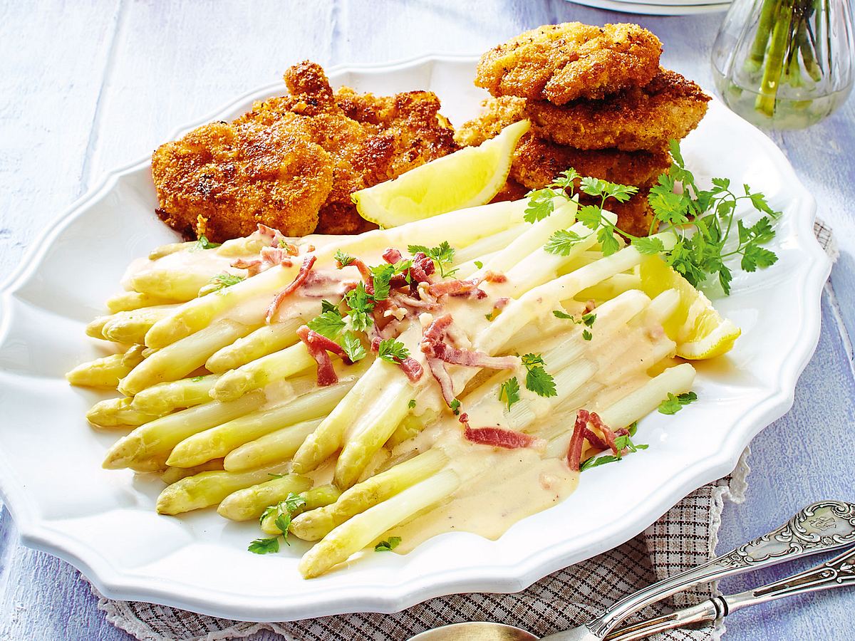 Ofenspargel mit Schwarzwälder Soße zu Schnitzelchen Rezept