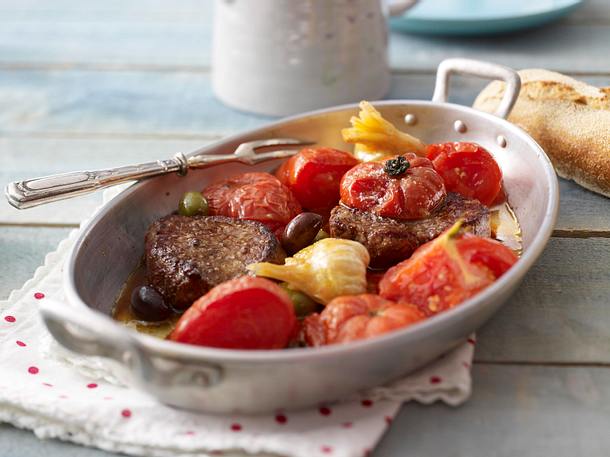 Ofentomaten mit Rindersteaks Rezept Ofentomaten mit Rindersteaks Rezept
