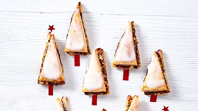 Oh Mohnbaum, wie süß ist deine Füllung? Rezept - Foto: LECKER @ Bauer Media Group