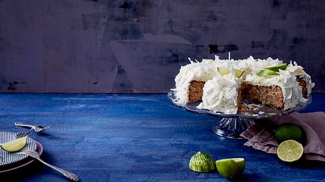Ohne-Mehl-Torte mit Limette und Kokos Rezept - Foto: House of Food / Bauer Food Experts KG
