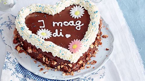 Oktoberfestherz mit Gebrannte-Mandel-Creme Rezept - Foto: House of Food / Bauer Food Experts KG