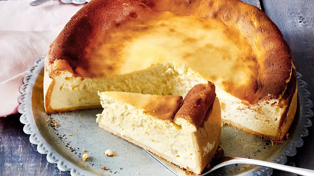 Omas Käsekuchen Rezept - Foto: LECKER @ Bauer Media Group