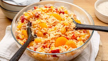 Omas Mittagessen: Reissalat mit Mandarinen - Foto: ShowHeroes