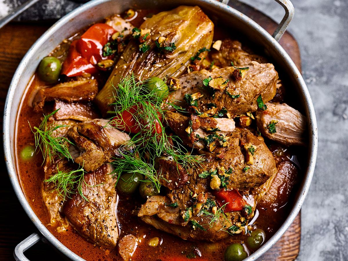 One-hot-pork-pot mediterran inspiriert Rezept