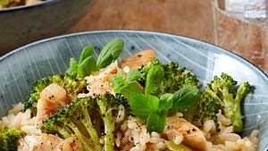 One Pot Hähnchen mit Brokkoli Rezept - Foto: House of Food / Bauer Food Experts KG