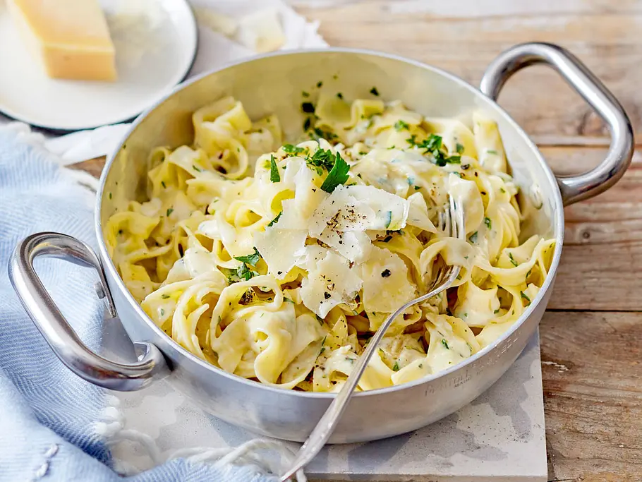 One-Pot-Parmesan-Pasta Rezept
