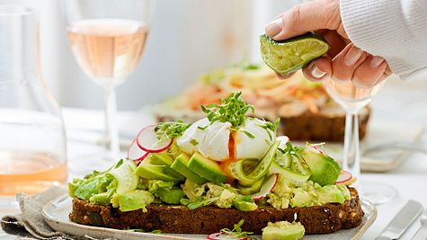 Open-Avocado-Sandwich Rezept - Foto: House of Food / Bauer Food Experts KG