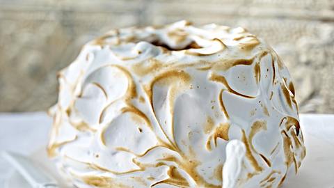 Orangen-Baiser-Gugelhupf Rezept - Foto: House of Food / Bauer Food Experts KG