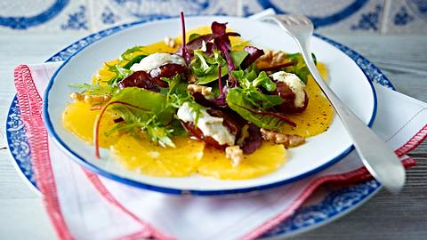 Orangen-Carpaccio mit gefüllten Datteln Rezept - Foto: House of Food / Bauer Food Experts KG