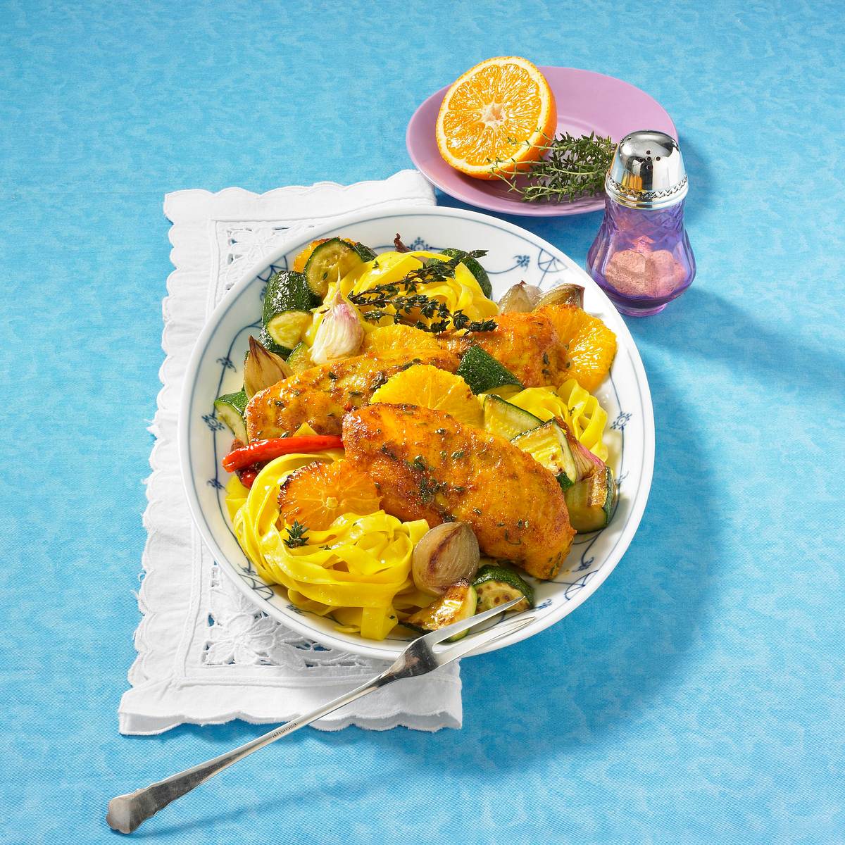 Orangen-Hähnchen mit Bandnudeln Rezept