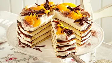 Orangen-Sahne-Torte Rezept - Foto: LECKER @ Bauer Media Group Orangen-Sahne-Torte Rezept - Foto: LECKER @ Bauer Media Group