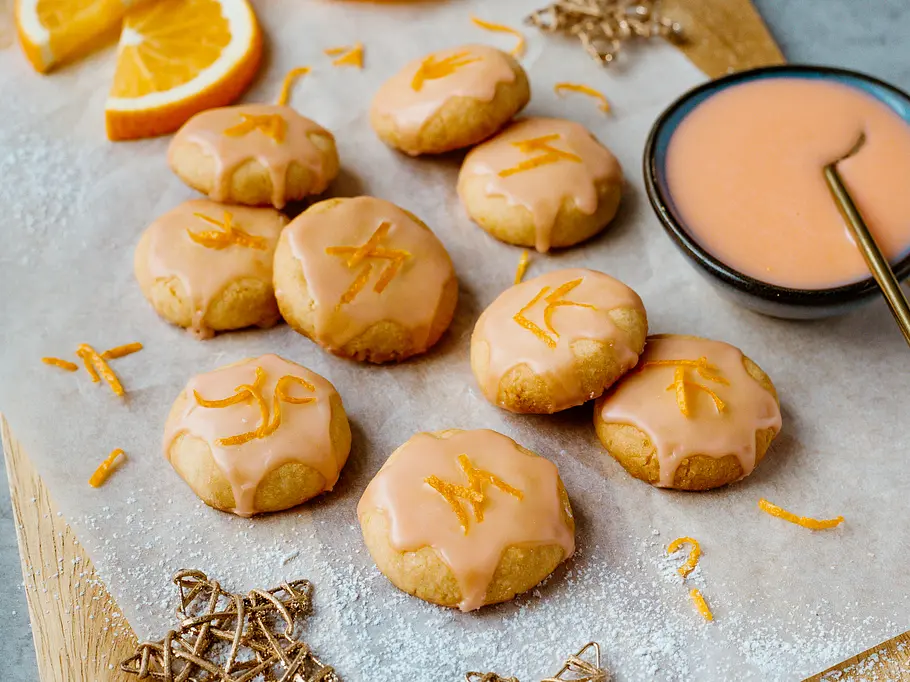 Orangenplätzchen mit Aperol-Guss Orangenplätzchen mit Aperol-Guss