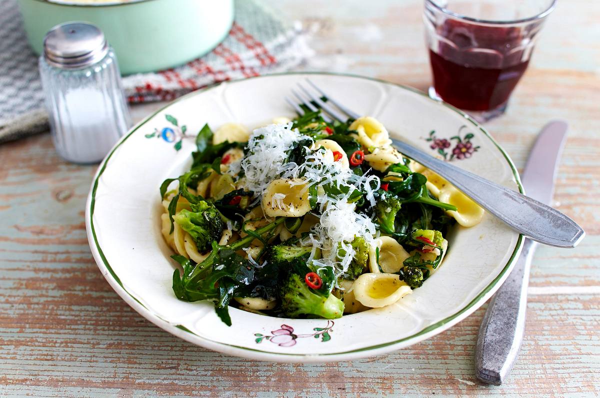 Orecchiette con Broccoli e Rucola (Orecchiette mit Brokkoli und Rucola) Rezept