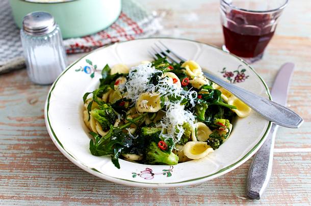 Orecchiette con Broccoli e Rucola (Orecchiette mit Brokkoli und Rucola) Rezept Orecchiette con Broccoli e Rucola (Orecchiette mit Brokkoli und Rucola) Rezept
