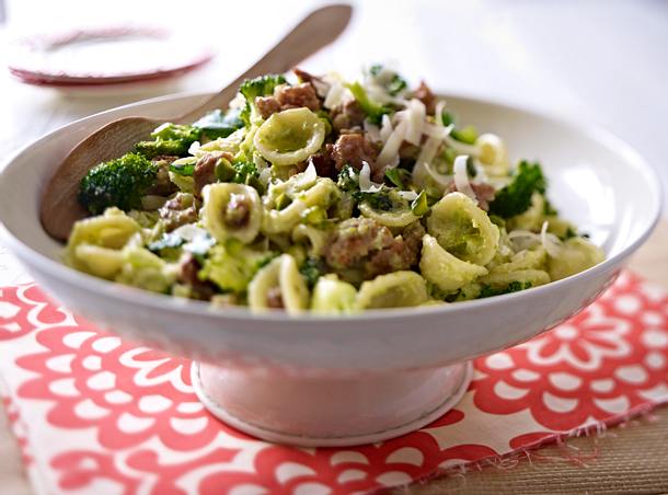 Orecchiette mit Brokkoli-Pistazien-Pesto Rezept Orecchiette mit Brokkoli-Pistazien-Pesto Rezept