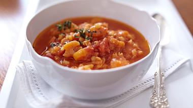 Orientalische Rote-Linsen-Suppe mit Aprikosen (Cynthia Barcomi) Rezept - Foto: House of Food / Bauer Food Experts KG