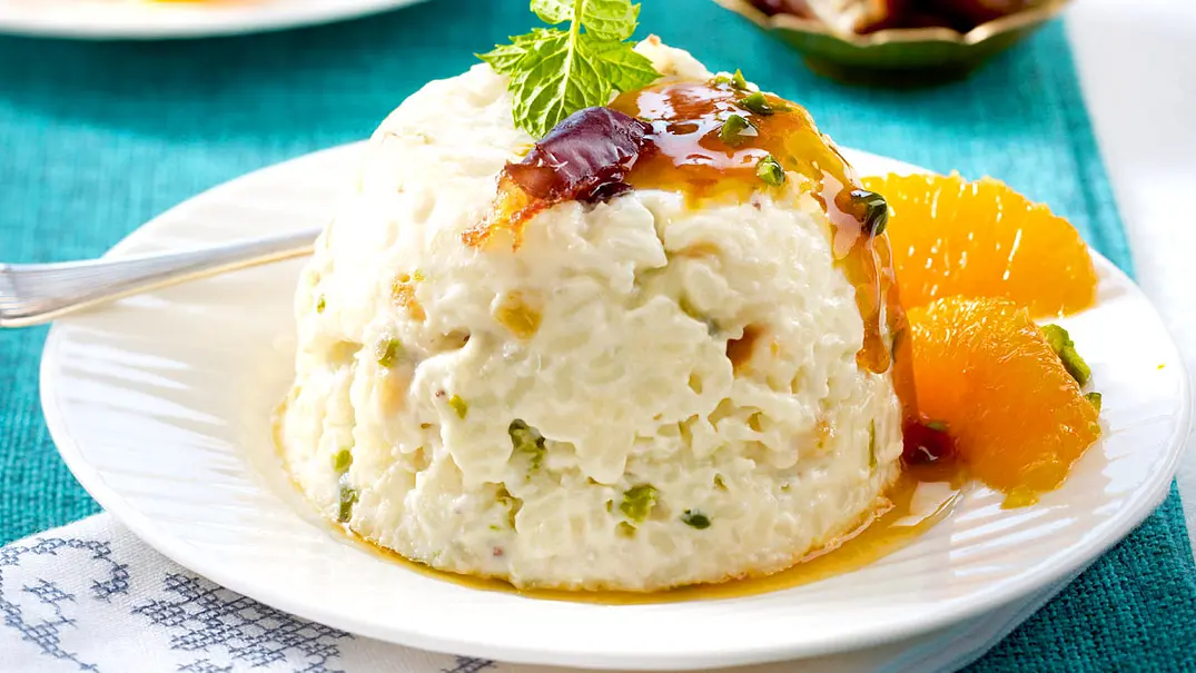 Orientalischer Dattelmilchreis mit Pistazien Rezept - Foto: LECKER @ Bauer Media Group Orientalischer Dattelmilchreis mit Pistazien Rezept - Foto: LECKER @ Bauer Media Group