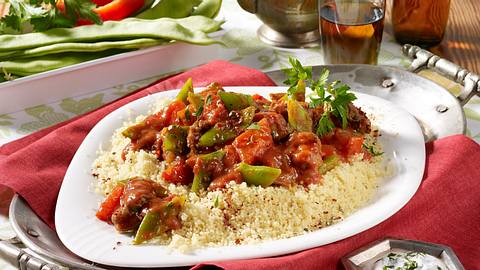Orientalisches Lammragout mit Bohnen und Couscous Rezept - Foto: House of Food / Bauer Food Experts KG