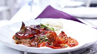 Ossobuco mit Zitronen-Selleriepüree Rezept - Foto: LECKER @ Bauer Media Group Ossobuco mit Zitronen-Selleriepüree Rezept - Foto: LECKER @ Bauer Media Group