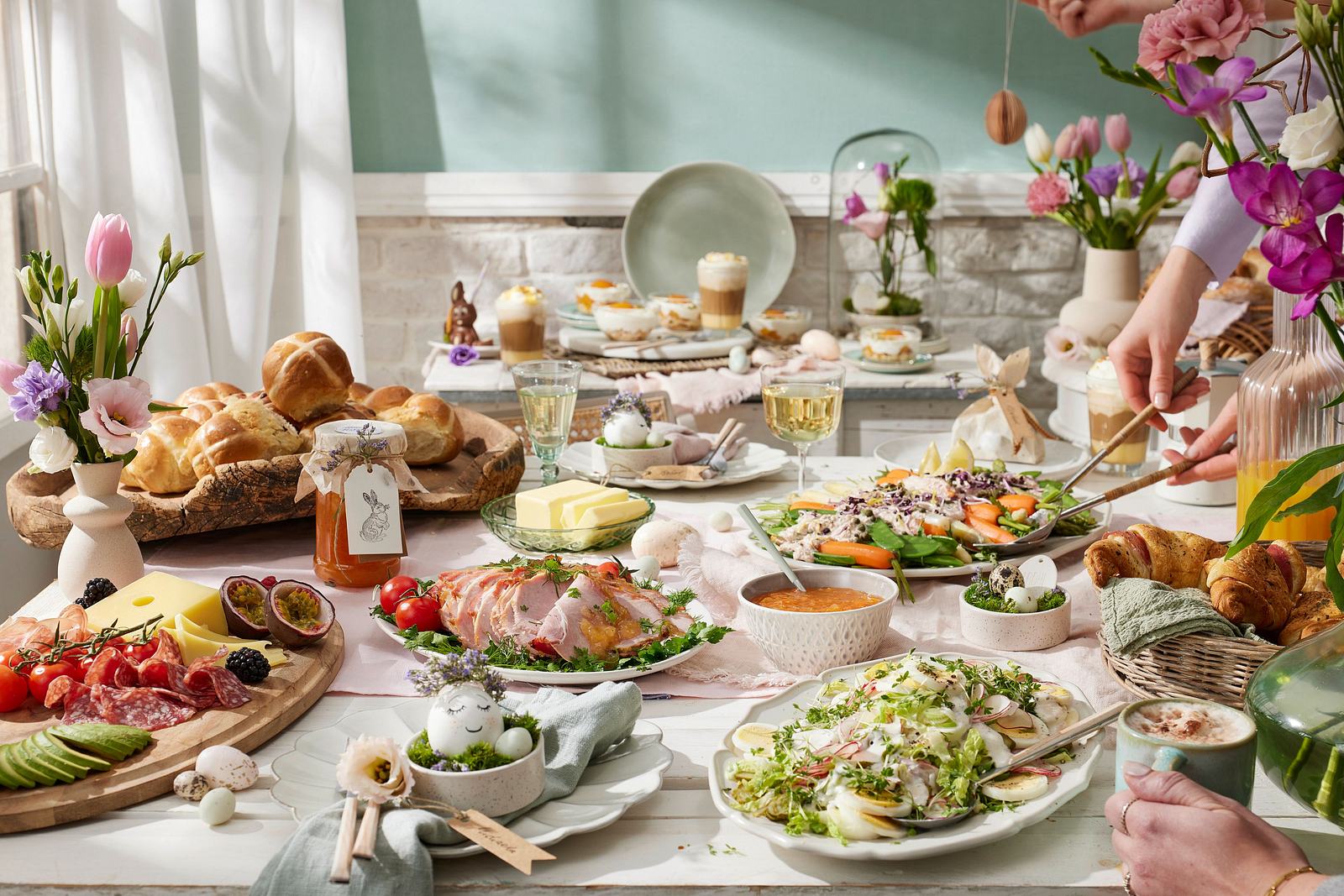 Einladung zum Osterbrunch: Clevere Gadgets für ein blühendes Fest | LECKER