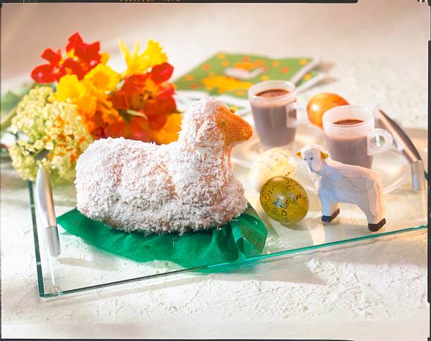 Osterlamm mit Kokospelz Rezept Osterlamm mit Kokospelz Rezept