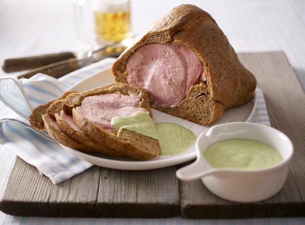 Osterschinken im Brotteig Rezept Osterschinken im Brotteig Rezept