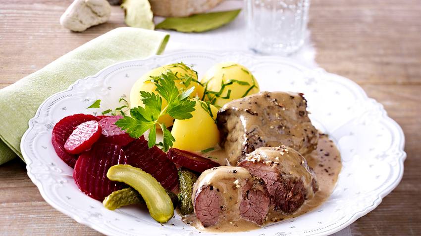 Ostfriesischer Snirtjebraten Rezept - Foto: House of Food / Bauer Food Experts KG