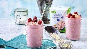 Overnight-Oats-Smoothie mit Himbeeren Rezept - Foto: House of Food / Bauer Food Experts KG