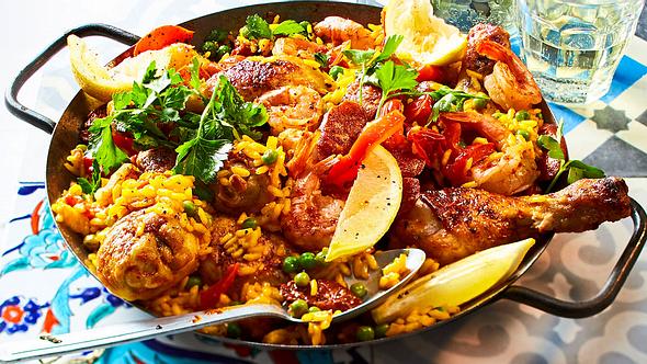 Paella Mixta Rezept - Foto: House of Food / Bauer Food Experts KG