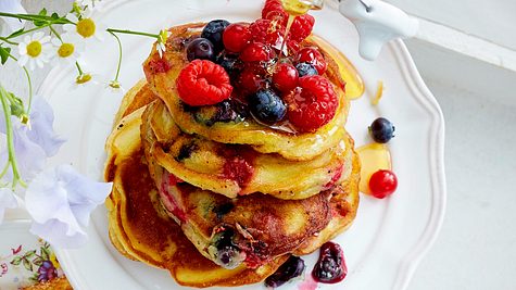 Pancakes mit Beeren Rezept - Foto: House of Food / Bauer Food Experts KG