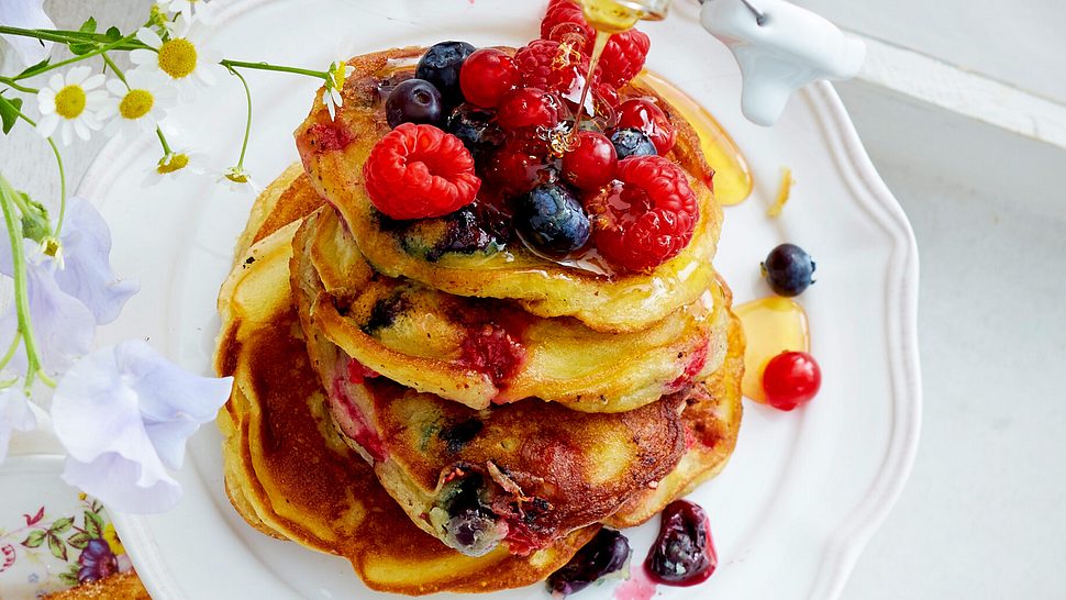 Pancakes mit Beeren Rezept - Foto: House of Food / Bauer Food Experts KG