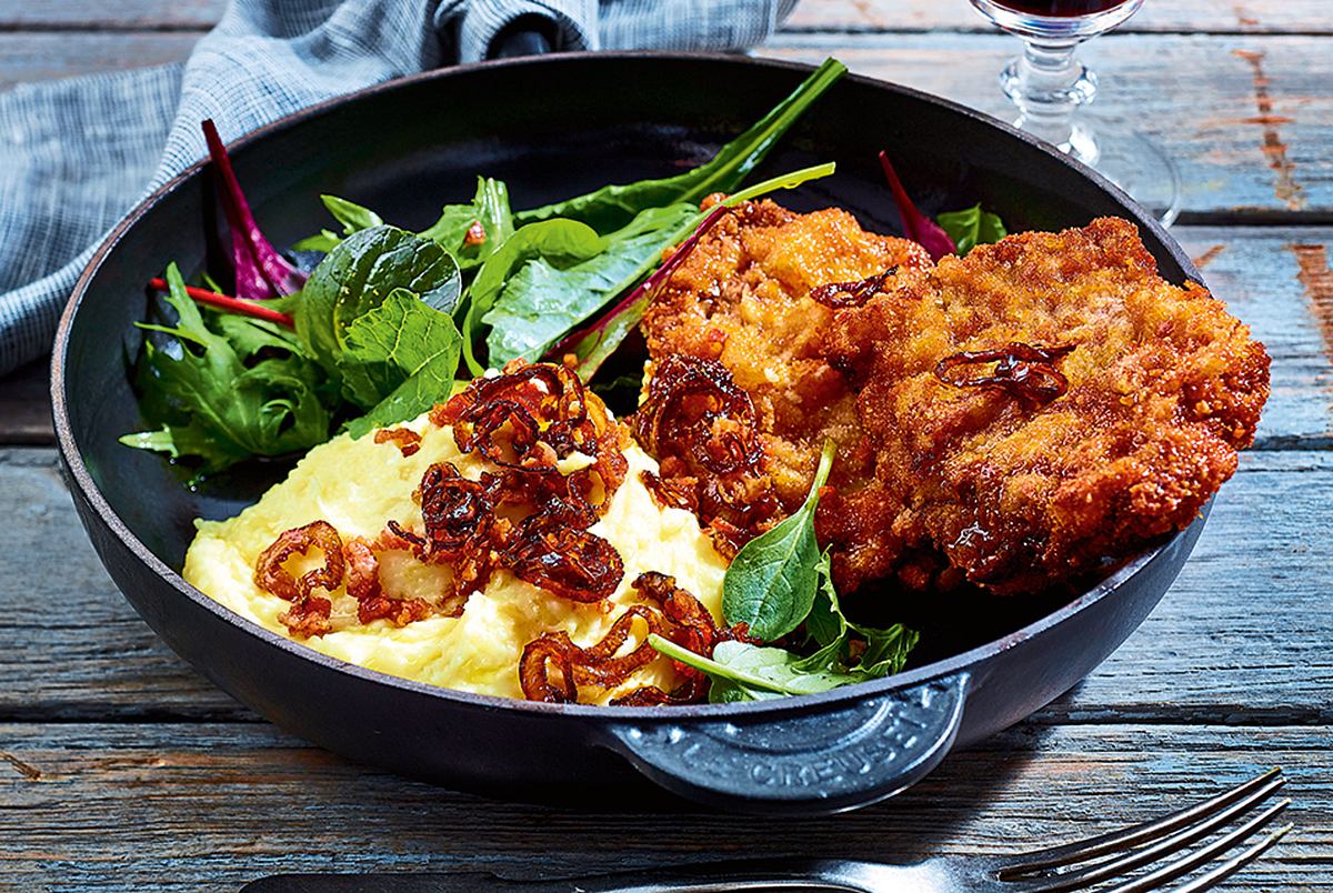 Panierte Rindersteaks mit Röstzwiebeln Rezept