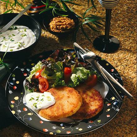 Panierte Selleriescheiben Rezept Panierte Selleriescheiben Rezept