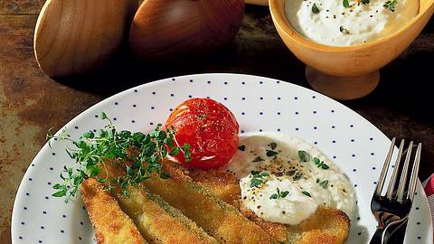 Panierte Zucchinistreifen Rezept - Foto: House of Food / Bauer Food Experts KG