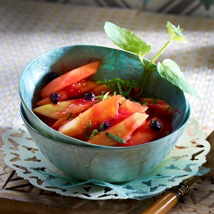 Papayasalat mit Himbeerpüree Rezept Papayasalat mit Himbeerpüree Rezept