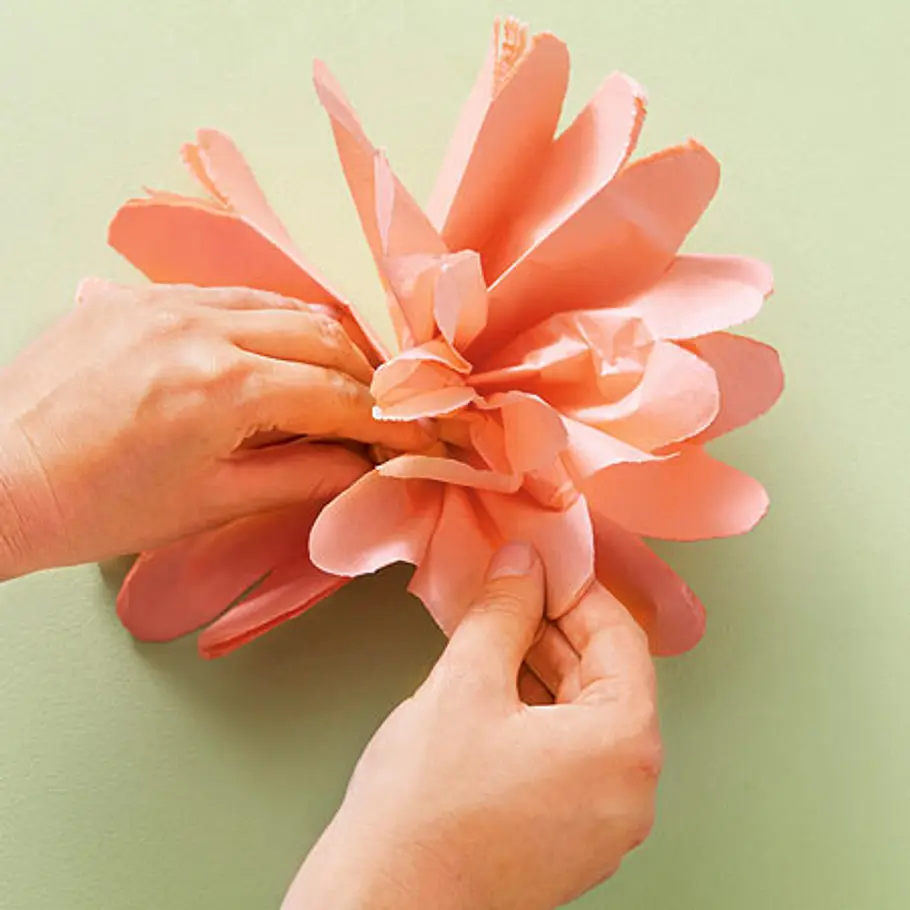 Papierblumen basteln, Schritt 3: