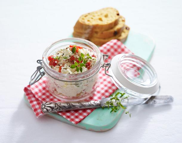 Paprika-Feta-Aufstrich Rezept Paprika-Feta-Aufstrich Rezept