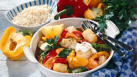 Paprika-Fisch-Pfanne mit Reis Rezept - Foto: House of Food / Bauer Food Experts KG