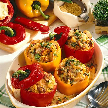 Paprika mit Hirse-Pilz-Füllung Rezept Paprika mit Hirse-Pilz-Füllung Rezept