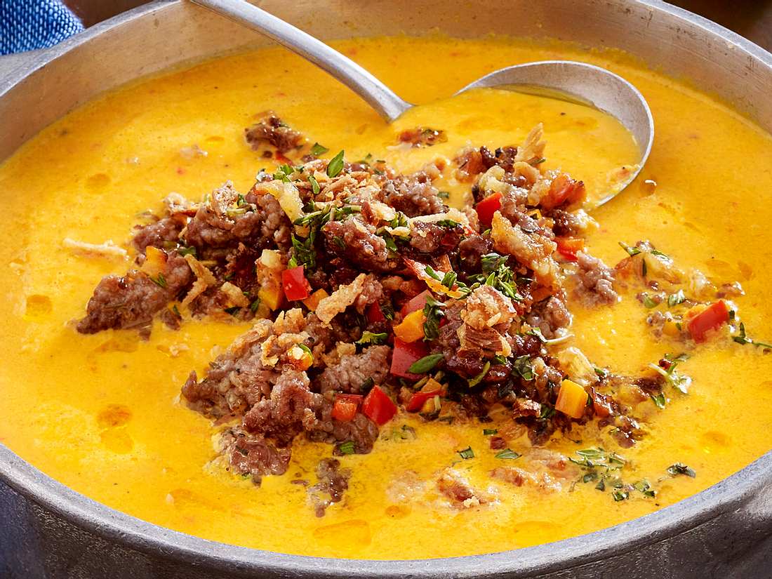 Top 5 Suppen-Toppings, die du dir nicht entgehen lassen solltest | LECKER
