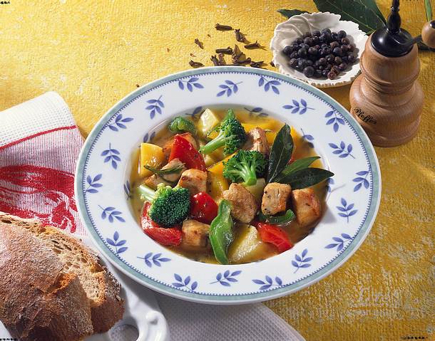 Paprika-Puten-Topf Rezept Paprika-Puten-Topf Rezept
