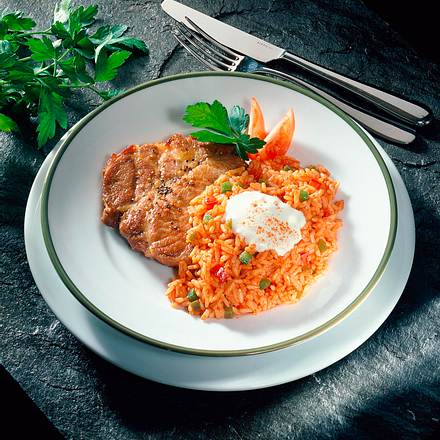 Paprika-Reis mit Nackenkotelett Rezept Paprika-Reis mit Nackenkotelett Rezept